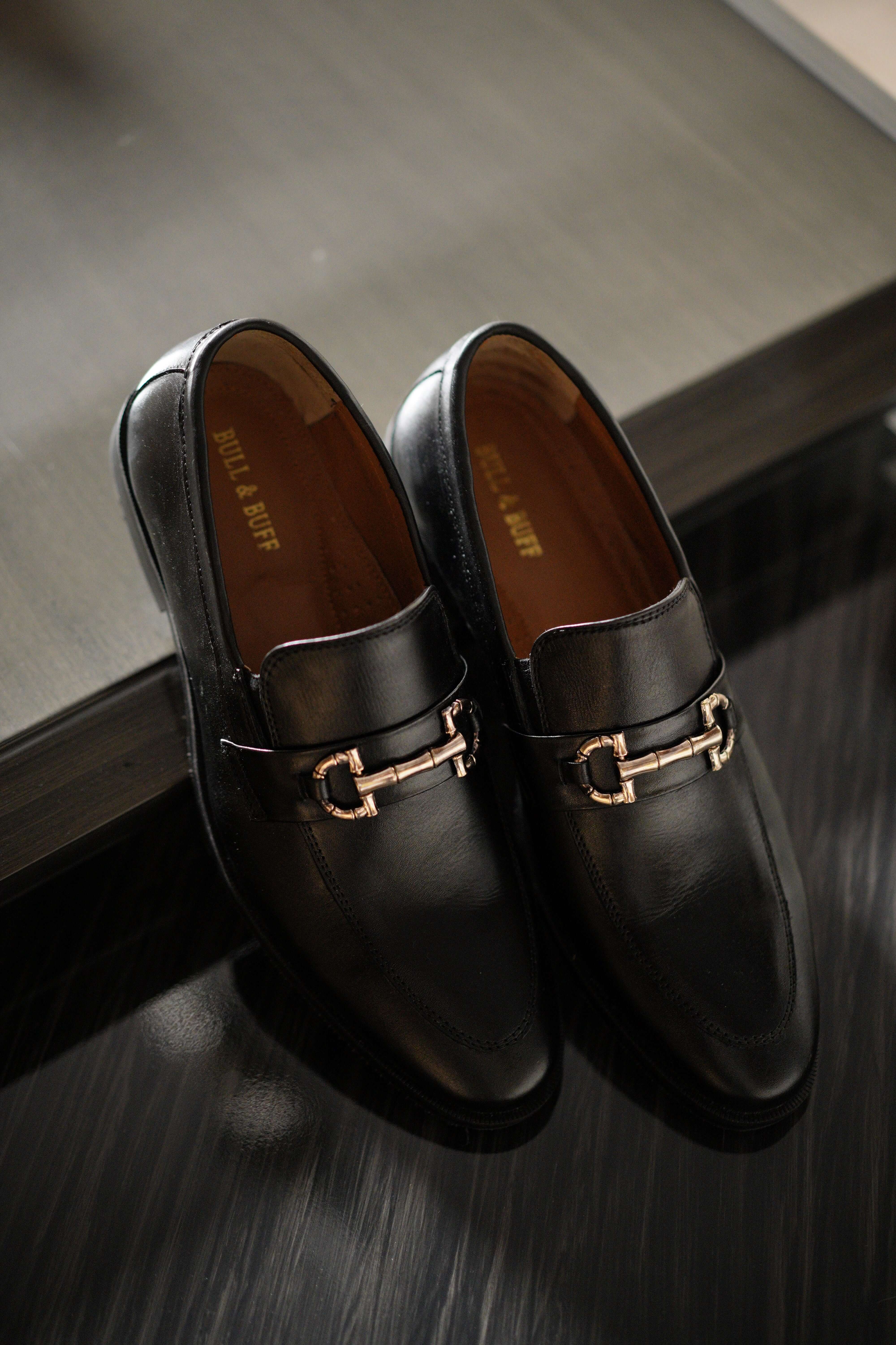 CLASSIC BLACK CALF LEATHER ROSE GOLD TONE HORSEBIT LOAFERS