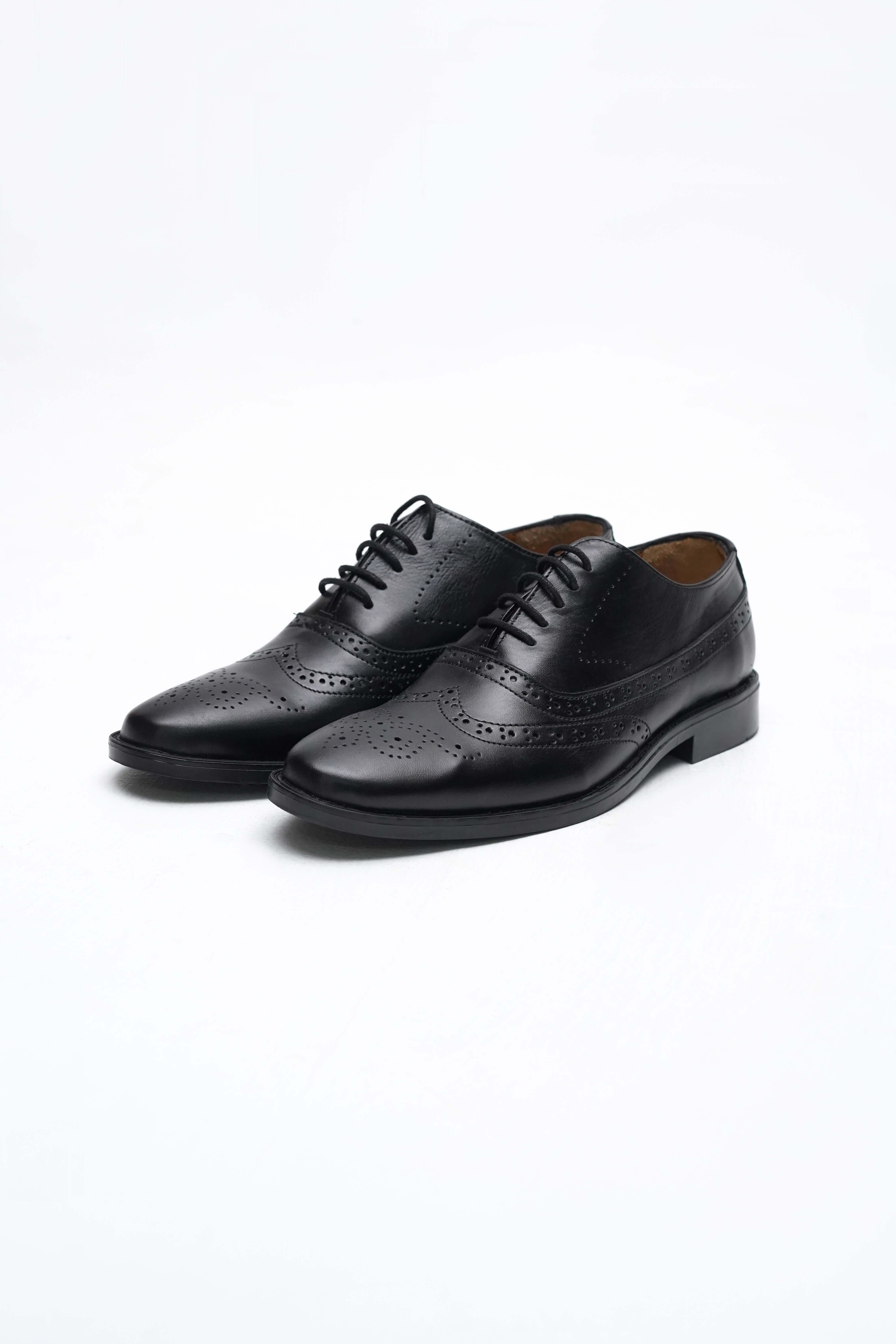 OXFORD WINGTIP SHOES