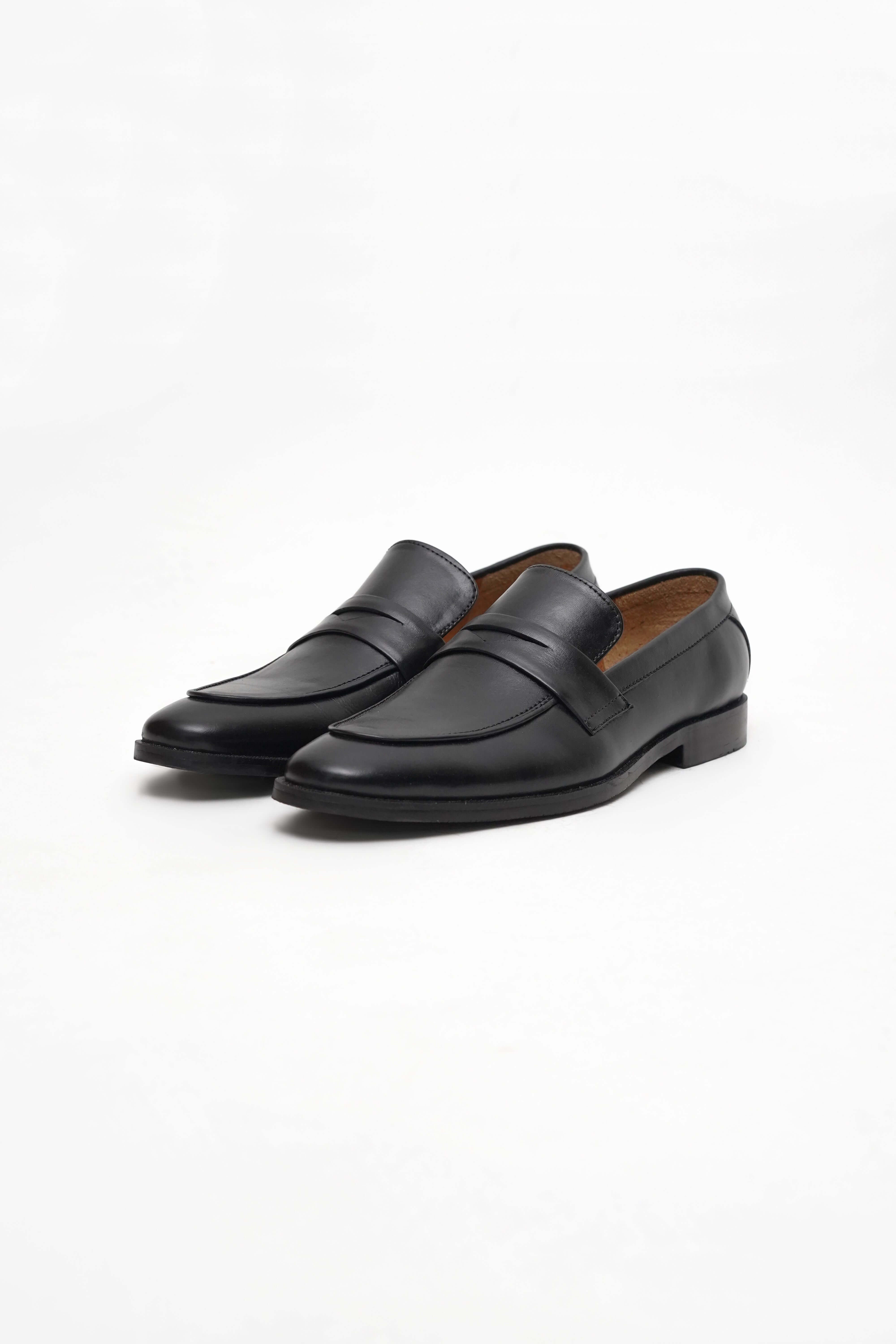 CLASSIC BLACK CALF LEATHER PENNY LOAFERS