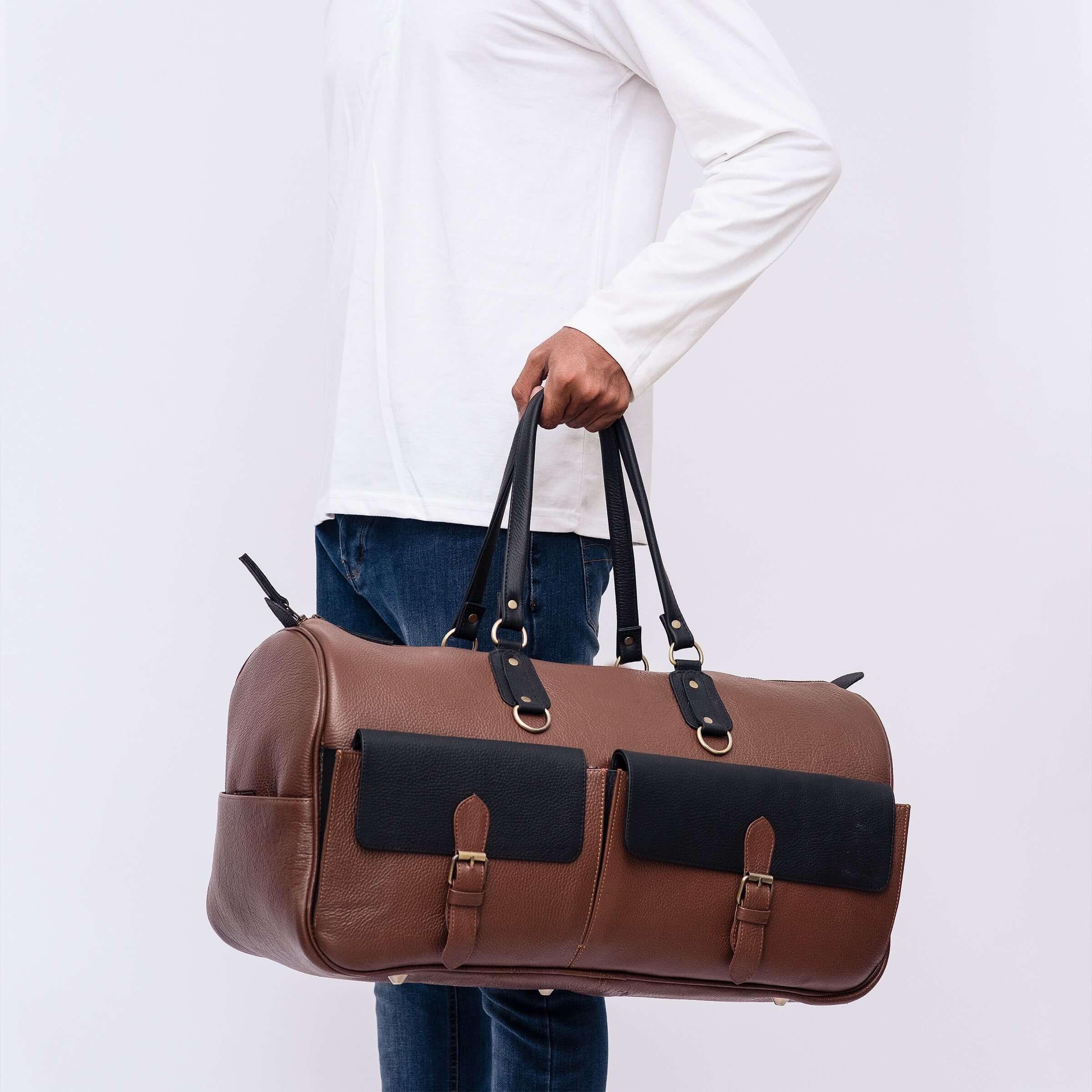 TRAVISS DUFFLE BAG